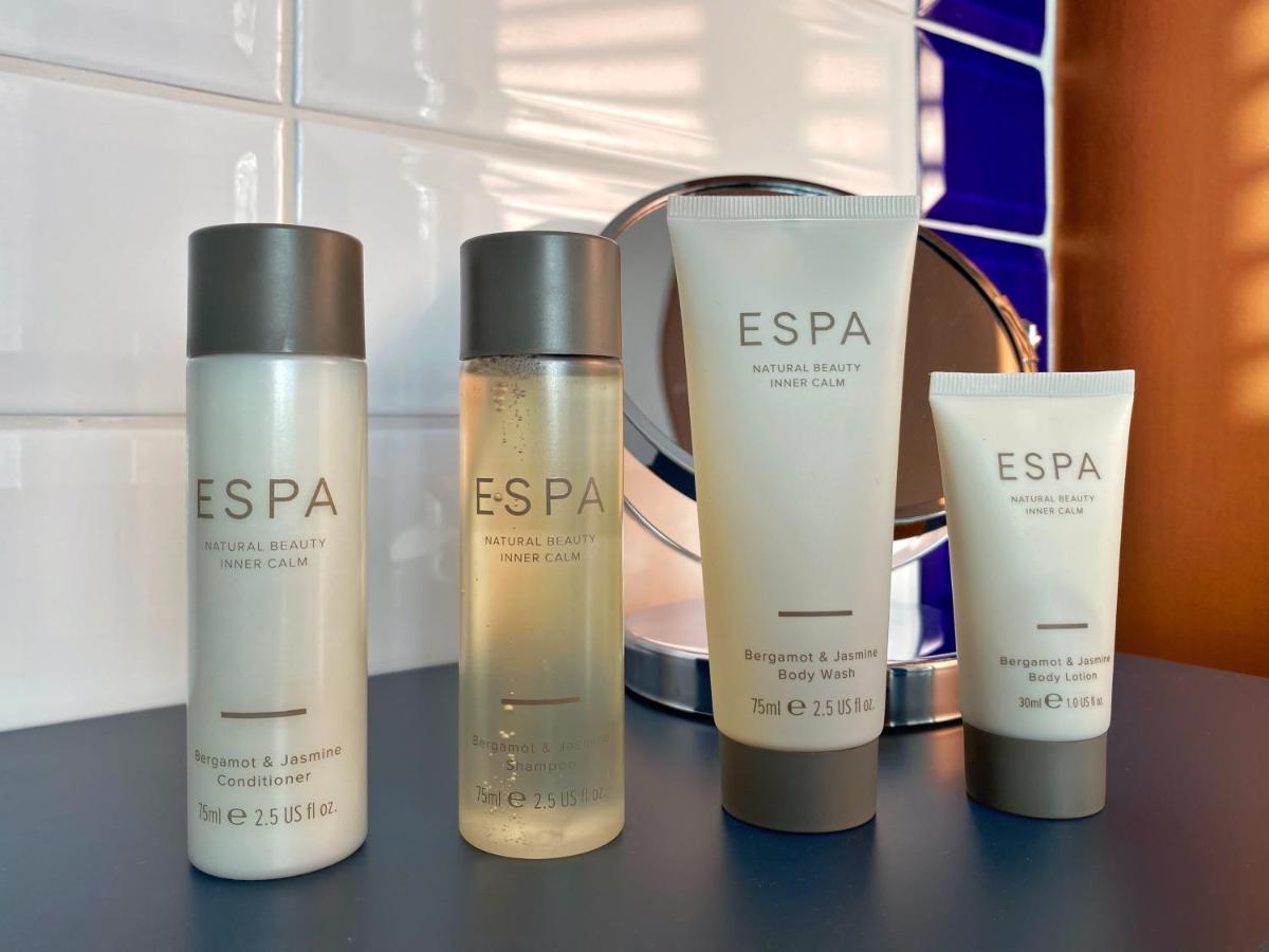 Hambrook House Canterbury - New Luxury Guest House With Espa Spa Complex ภายนอก รูปภาพ