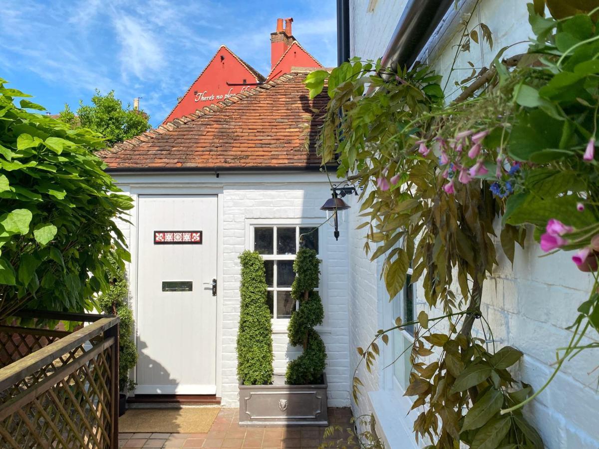 Hambrook House Canterbury - New Luxury Guest House With Espa Spa Complex ภายนอก รูปภาพ