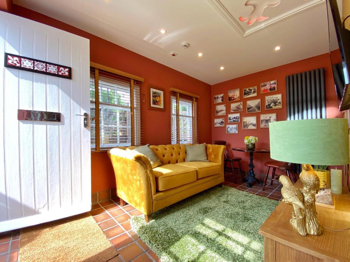 Hambrook House Canterbury - New Luxury Guest House With Espa Spa Complex ภายนอก รูปภาพ