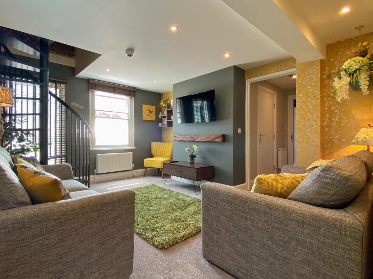 Hambrook House Canterbury - New Luxury Guest House With Espa Spa Complex ภายนอก รูปภาพ