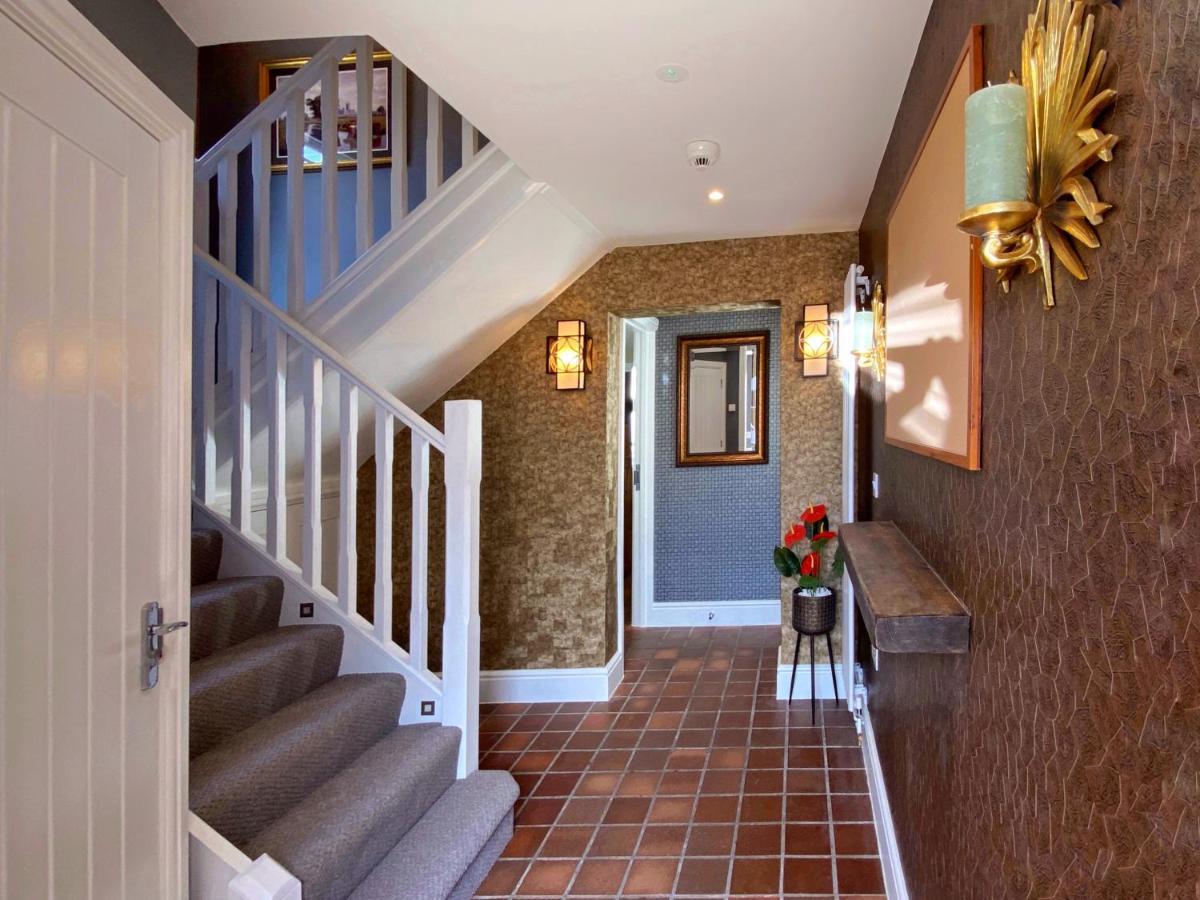 Hambrook House Canterbury - New Luxury Guest House With Espa Spa Complex ภายนอก รูปภาพ