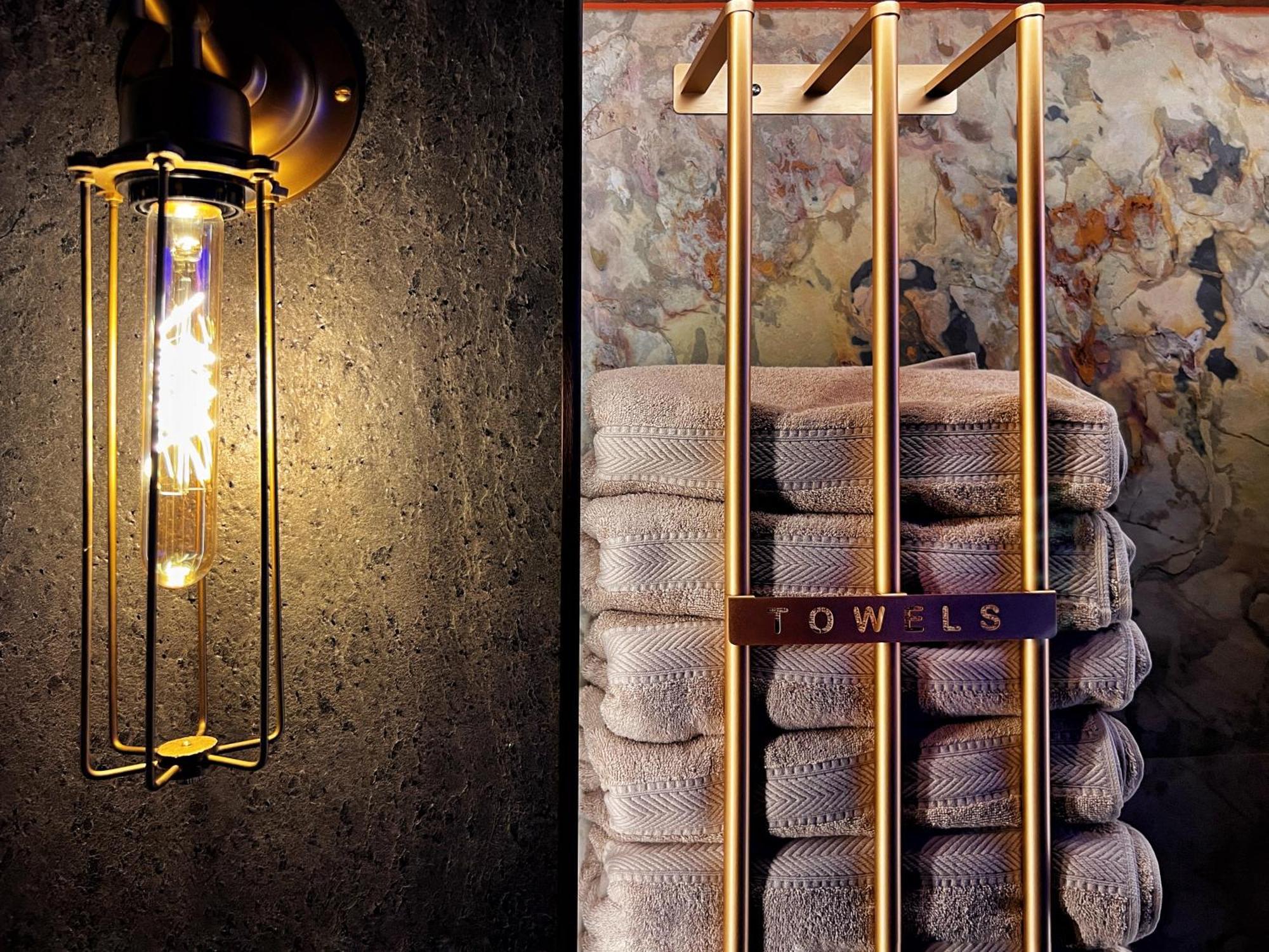 Hambrook House Canterbury - New Luxury Guest House With Espa Spa Complex ภายนอก รูปภาพ