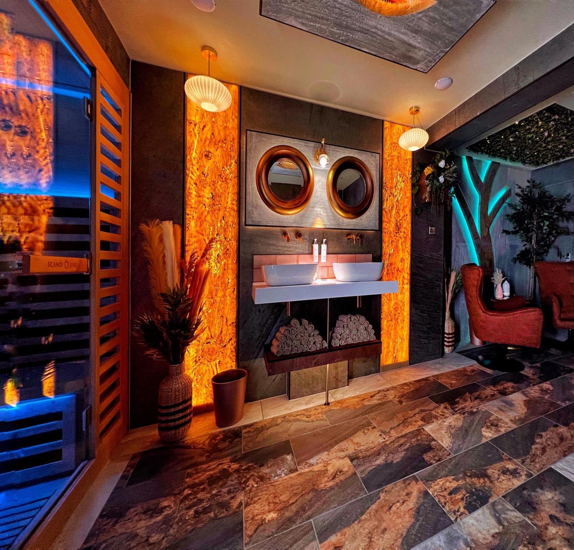Hambrook House Canterbury - New Luxury Guest House With Espa Spa Complex ภายนอก รูปภาพ